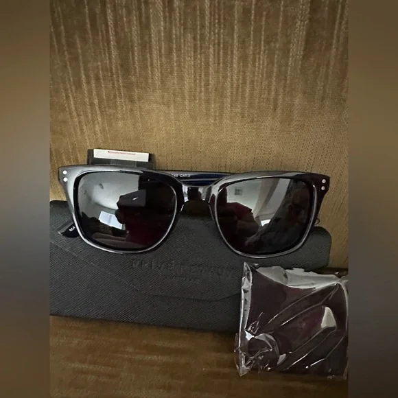 Ladies/unisex sunglasses by Prive Reaux NWT with case and cleaning cloth - Picture 2 of 15
